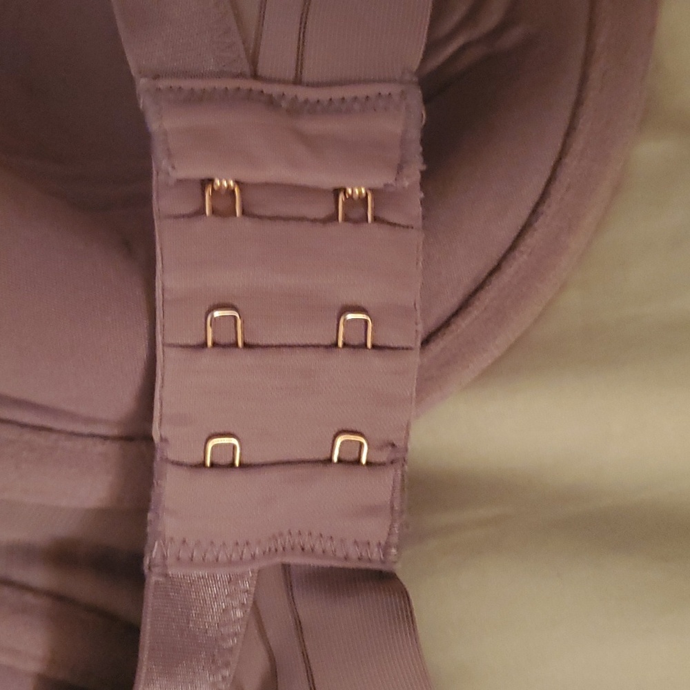 Bra - Picture 4 of 4
